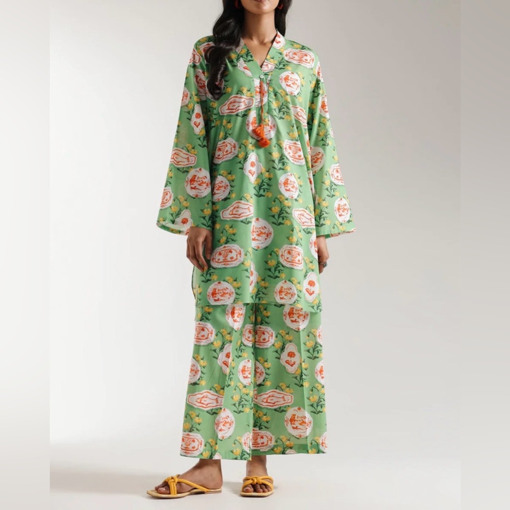 Ethnic Wear Green Floral Long Sleeve kurta shalwar